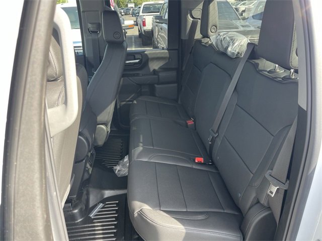 New 2024 GMC Sierra 2500 Pro w/ Convenience Package image 17