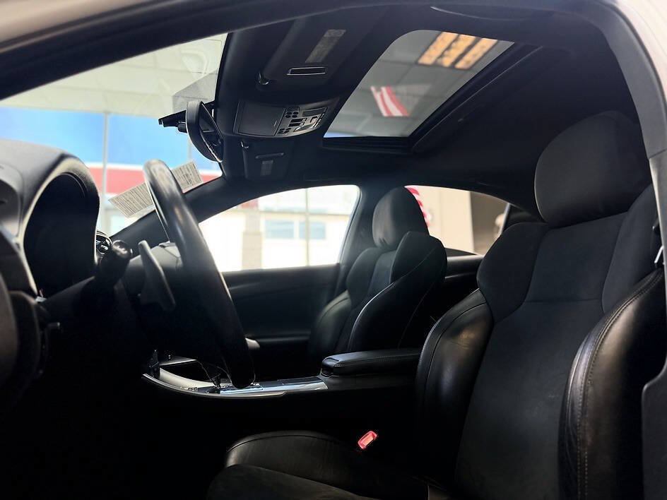 Used 2012 Lexus IS 250 w/ F-Sport Pkg w/Summer Tires RWD image 6