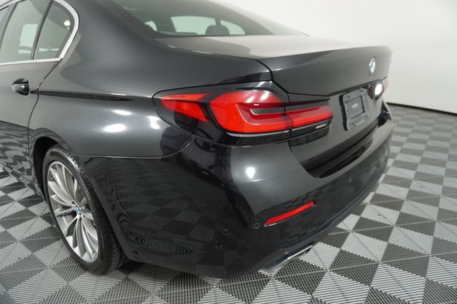 Used 2021 BMW 530i w/ Premium Package image 12