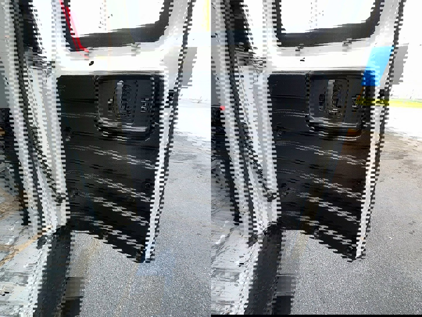 Used 2017 GMC Savana 2500 image 23