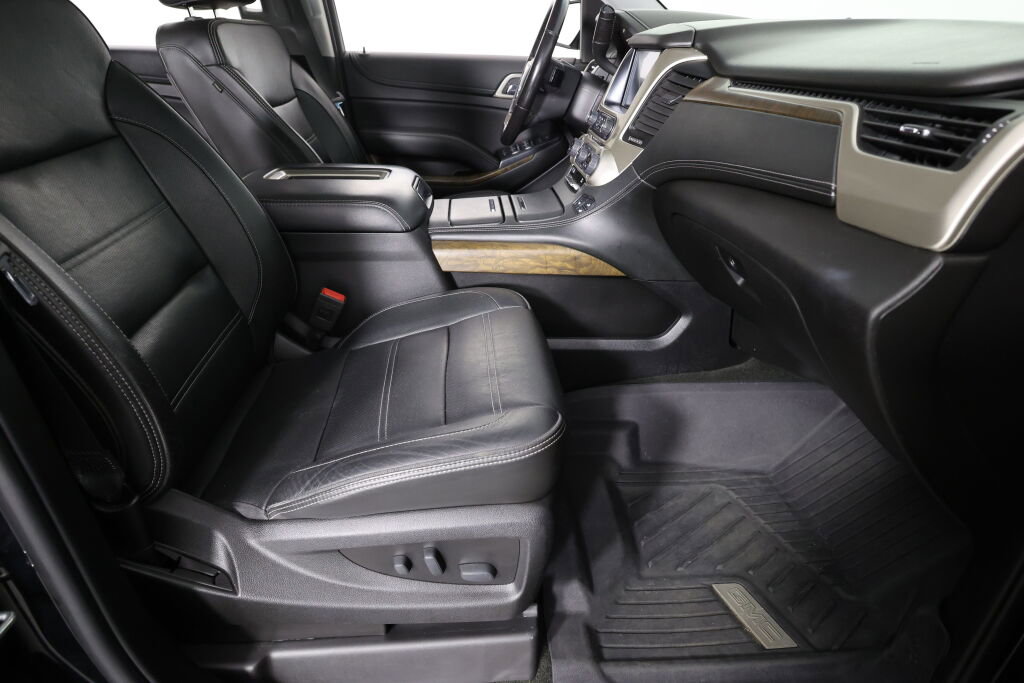 Used 2018 GMC Yukon Denali w/ Denali Ultimate Package image 30