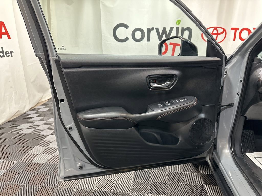 Used 2024 Honda HR-V Sport image 21