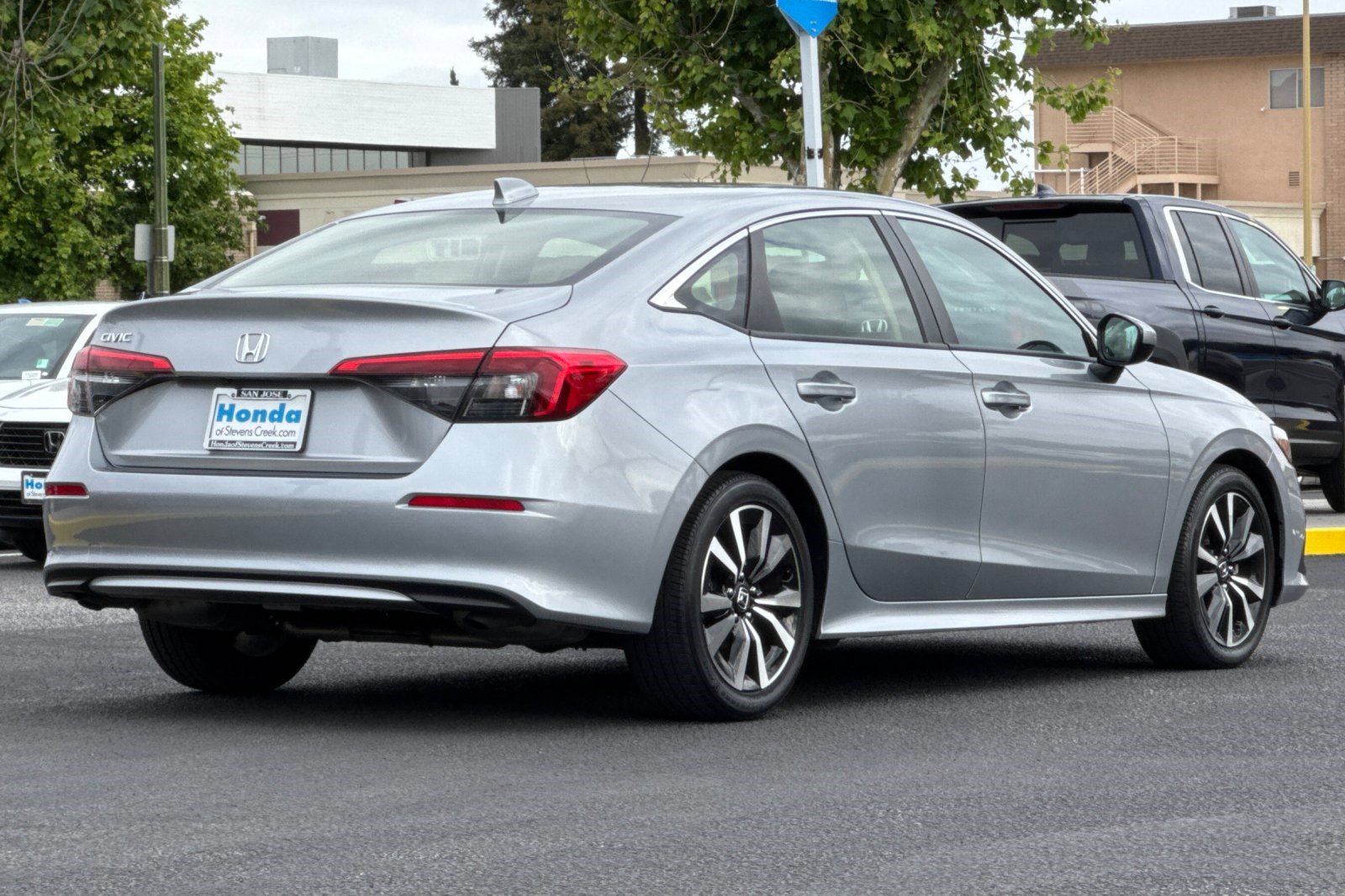 Used 2022 Honda Civic EX image 8