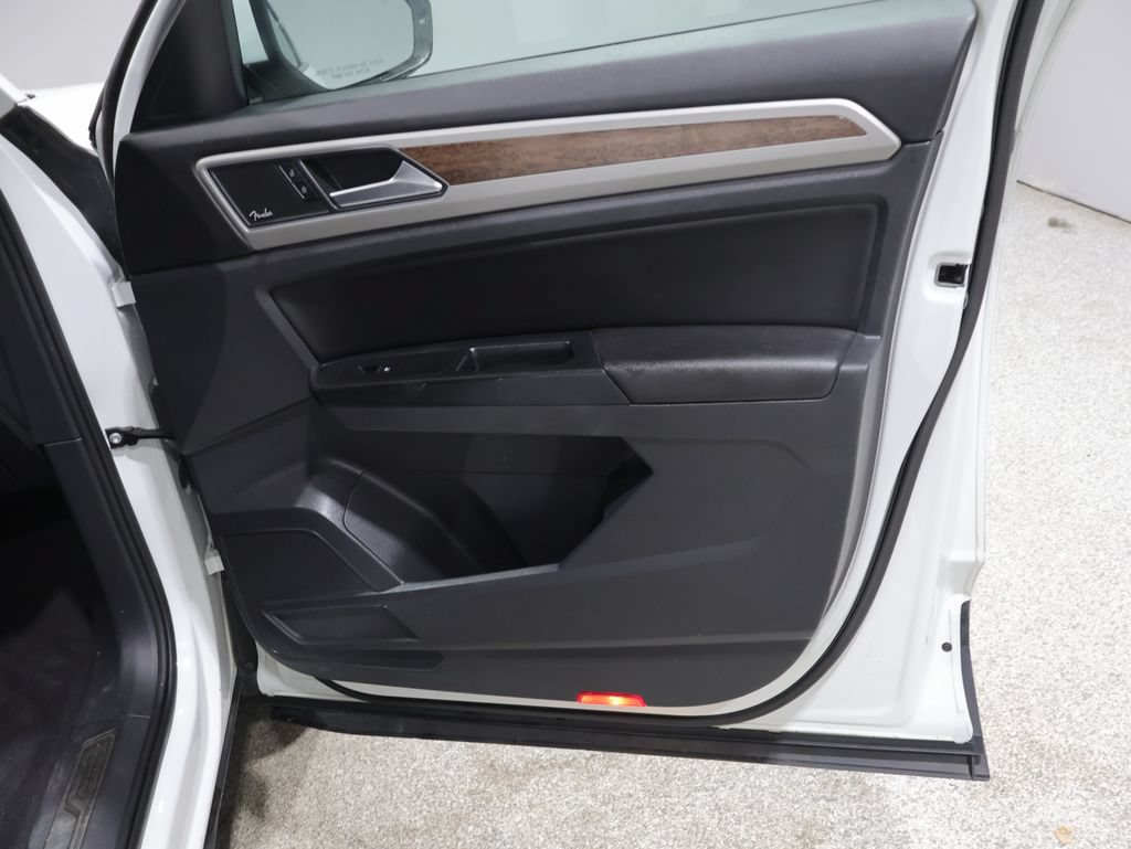 Used 2019 Volkswagen Atlas SEL Premium AWD/4WD image 23