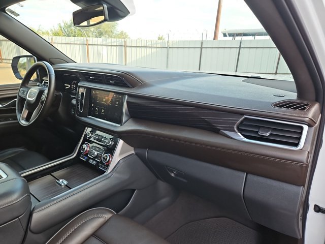 Used 2023 GMC Yukon Denali AWD/4WD image 24