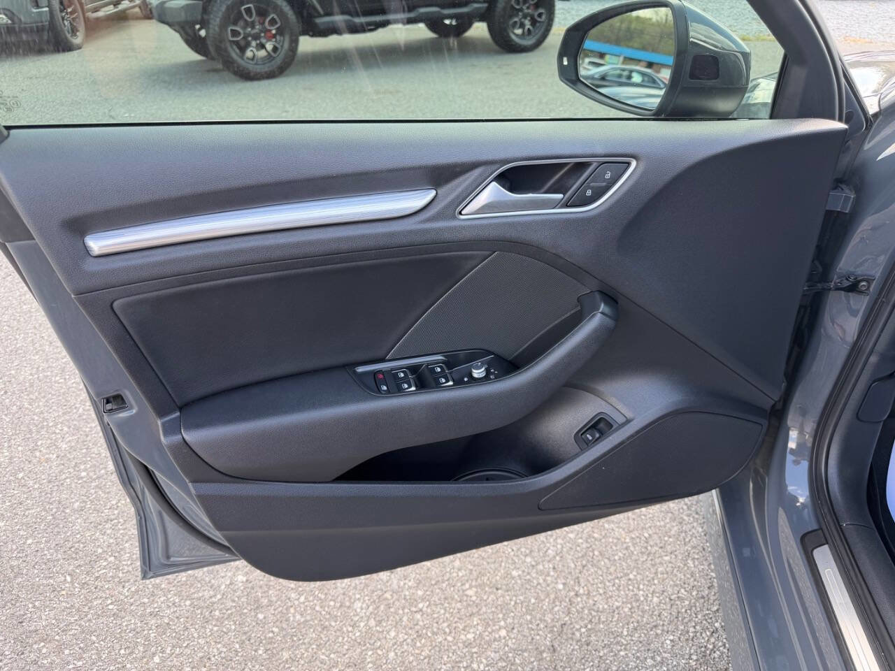 Used 2017 Audi A3 2.0T Premium Plus w/ Premium Plus Package image 9