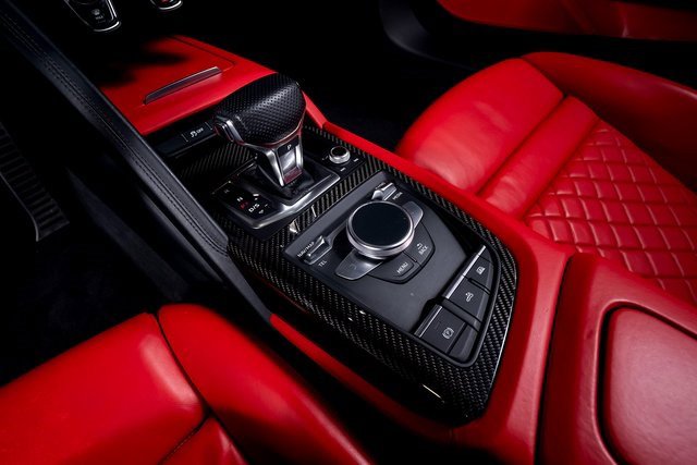 Used 2022 Audi R8 V10 performance image 46