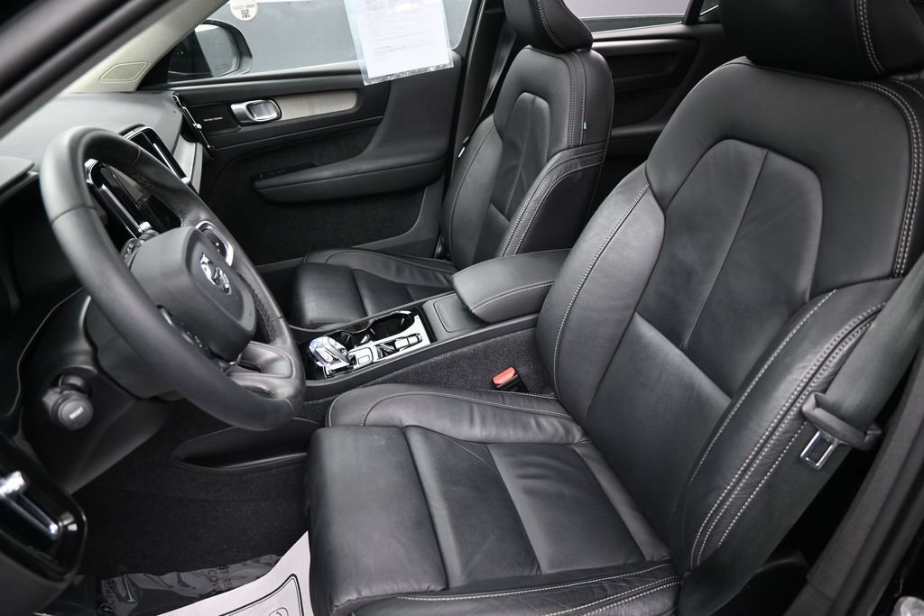 Used 2023 Volvo XC40 B5 Ultimate w/ Climate Package AWD/4WD image 23