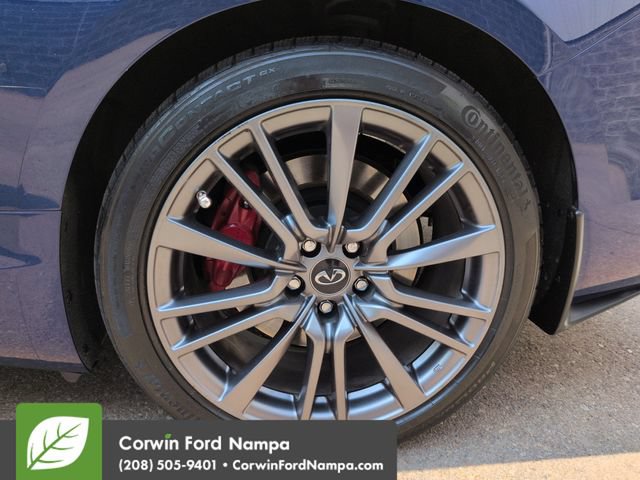 Used 2017 INFINITI Q60 Red Sport 400 AWD/4WD image 28
