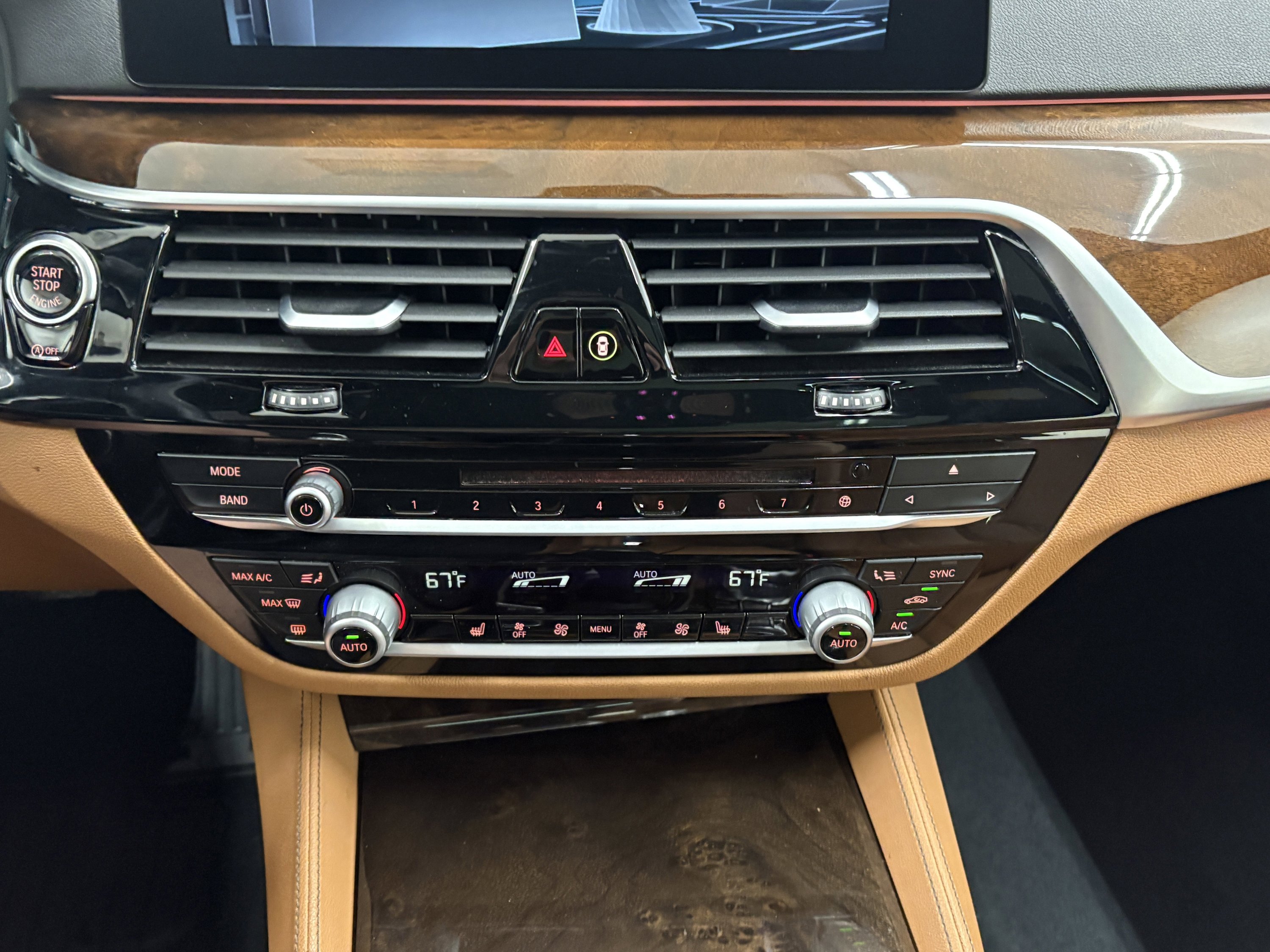 Used 2018 BMW 640i Gran Turismo xDrive image 15