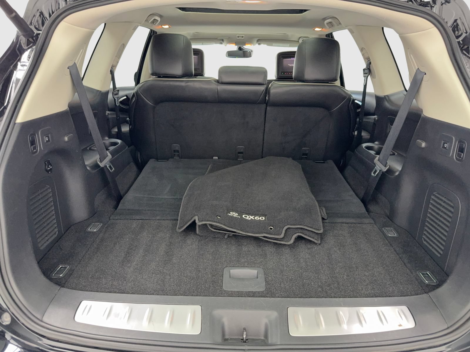 Used 2017 INFINITI QX60 FWD w/ Deluxe Technology Package image 51