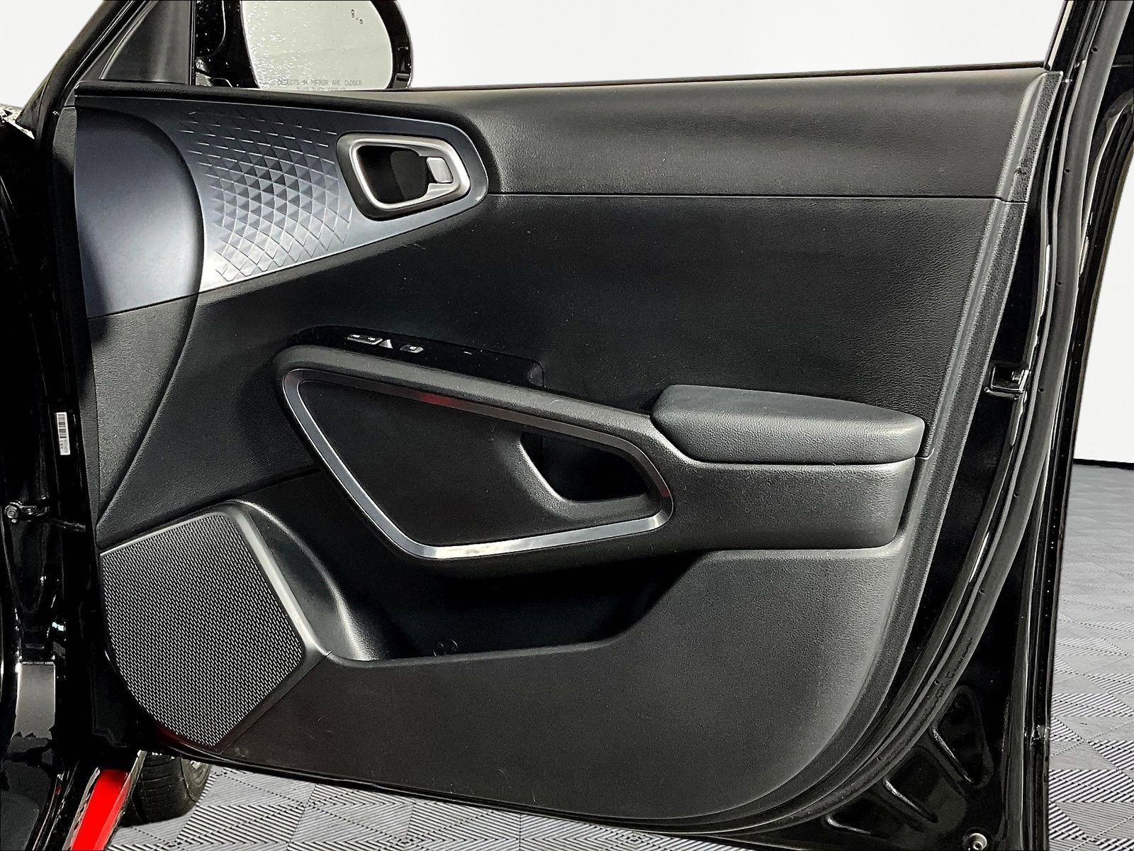 Certified 2022 Kia Soul GT-Line FWD image 27