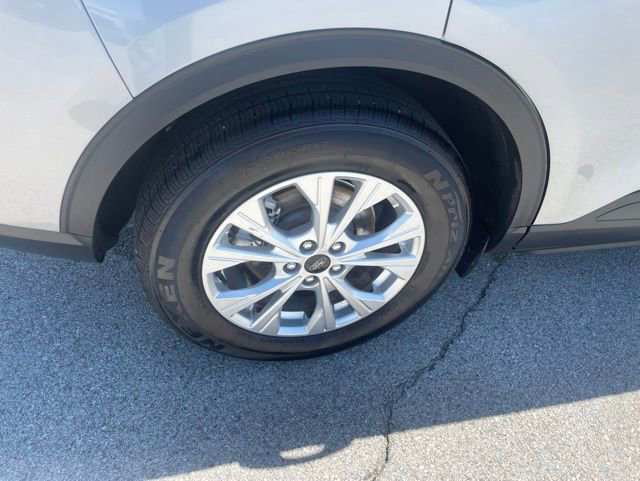 Used 2023 Ford Escape Active w/ Tech Pack #1 FWD image 16
