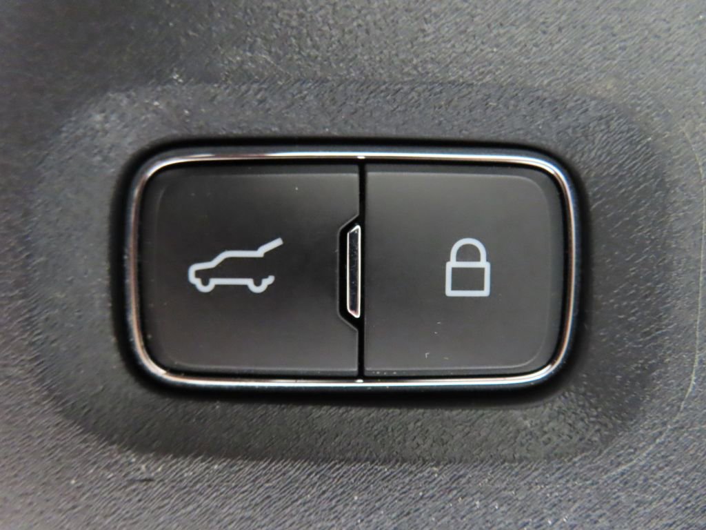 Used 2025 Ford Expedition Active AWD/4WD image 47