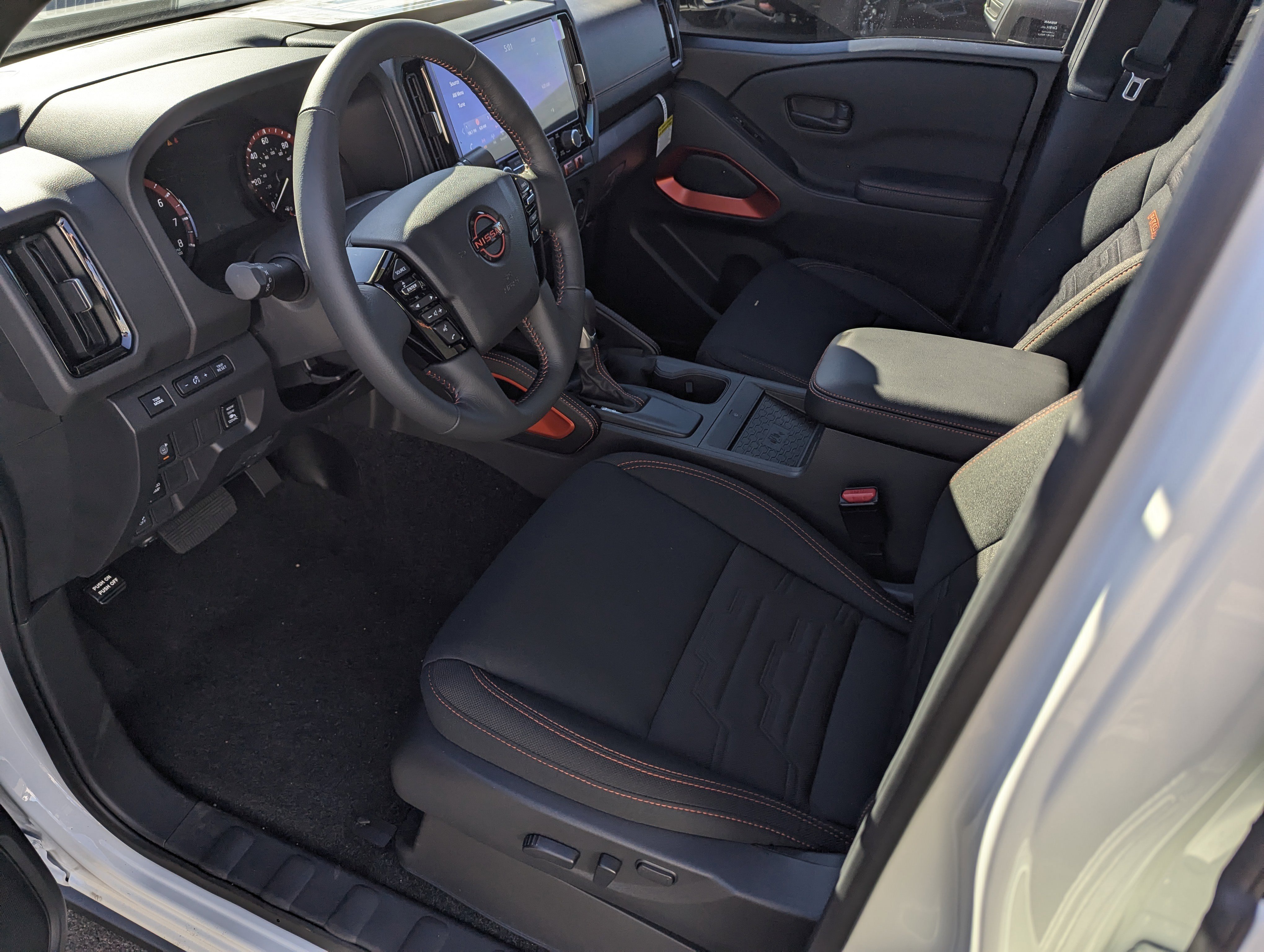 New 2026 Nissan Frontier Pro-X image 10