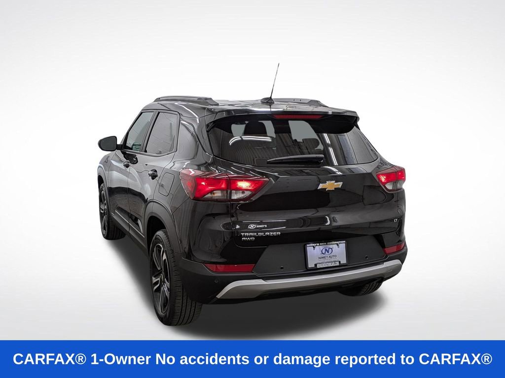 Used 2025 Chevrolet Blazer LT AWD/4WD image 17