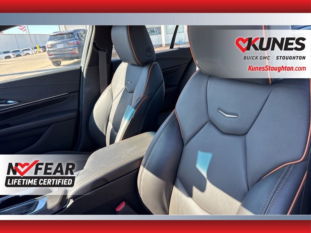 Used 2025 Cadillac CT4 Sport image 25