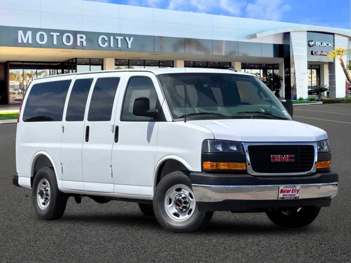 New 2026 GMC Savana 3500 LT w/ LT Preferred Equipment Group