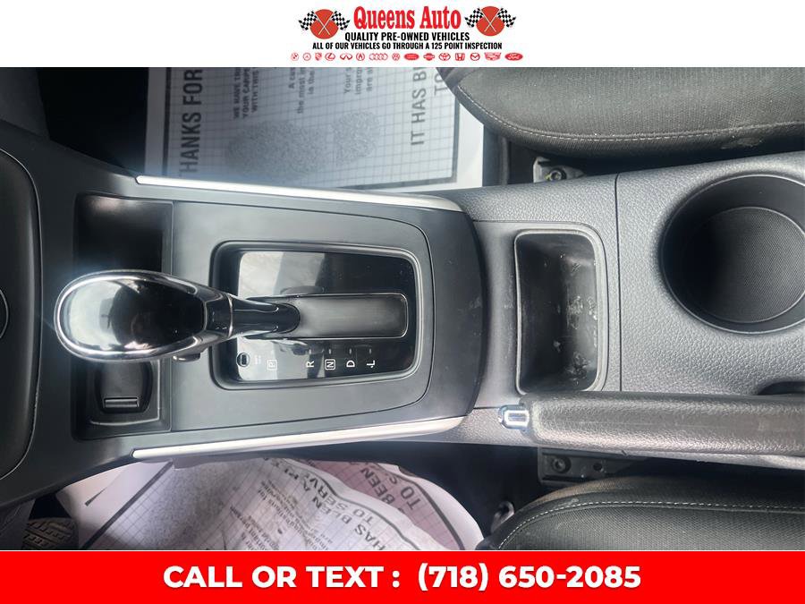 Used 2019 Nissan Sentra SV w/ Special Edition Package FWD image 17