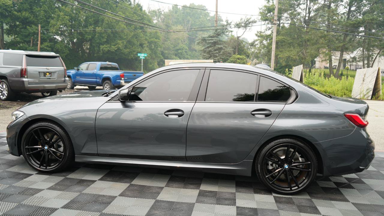 Used 2020 BMW 330i xDrive Sedan w/ M Sport Package AWD/4WD image 16