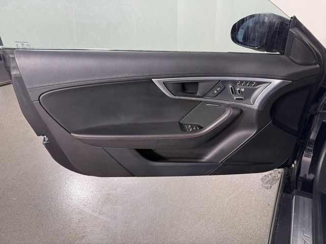 Used 2019 Jaguar F-TYPE Coupe image 8