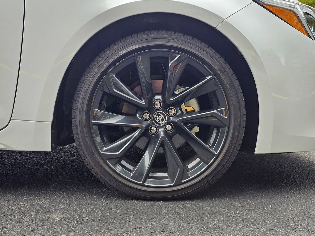 Used 2025 Toyota Corolla XSE FWD image 9