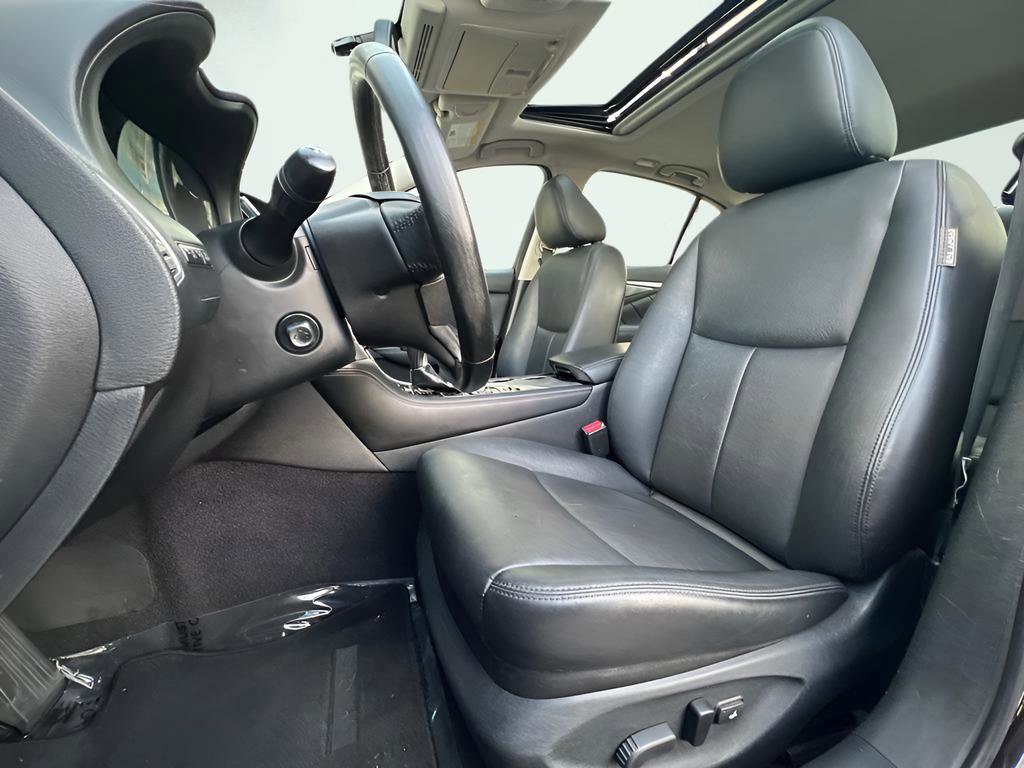 Used 2016 INFINITI Q50 Premium w/ 2.0T Premium Plus Package image 17