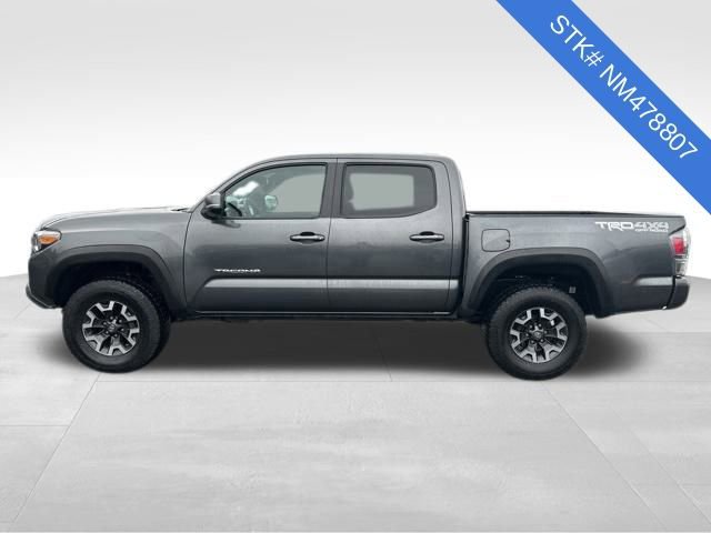 Used 2022 Toyota Tacoma TRD Off-Road w/ Technology Package image 4
