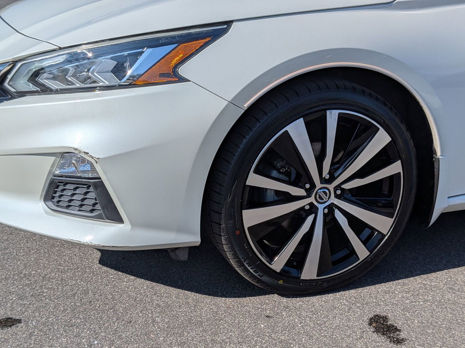 Used 2020 Nissan Altima 2.5 SR FWD image 9