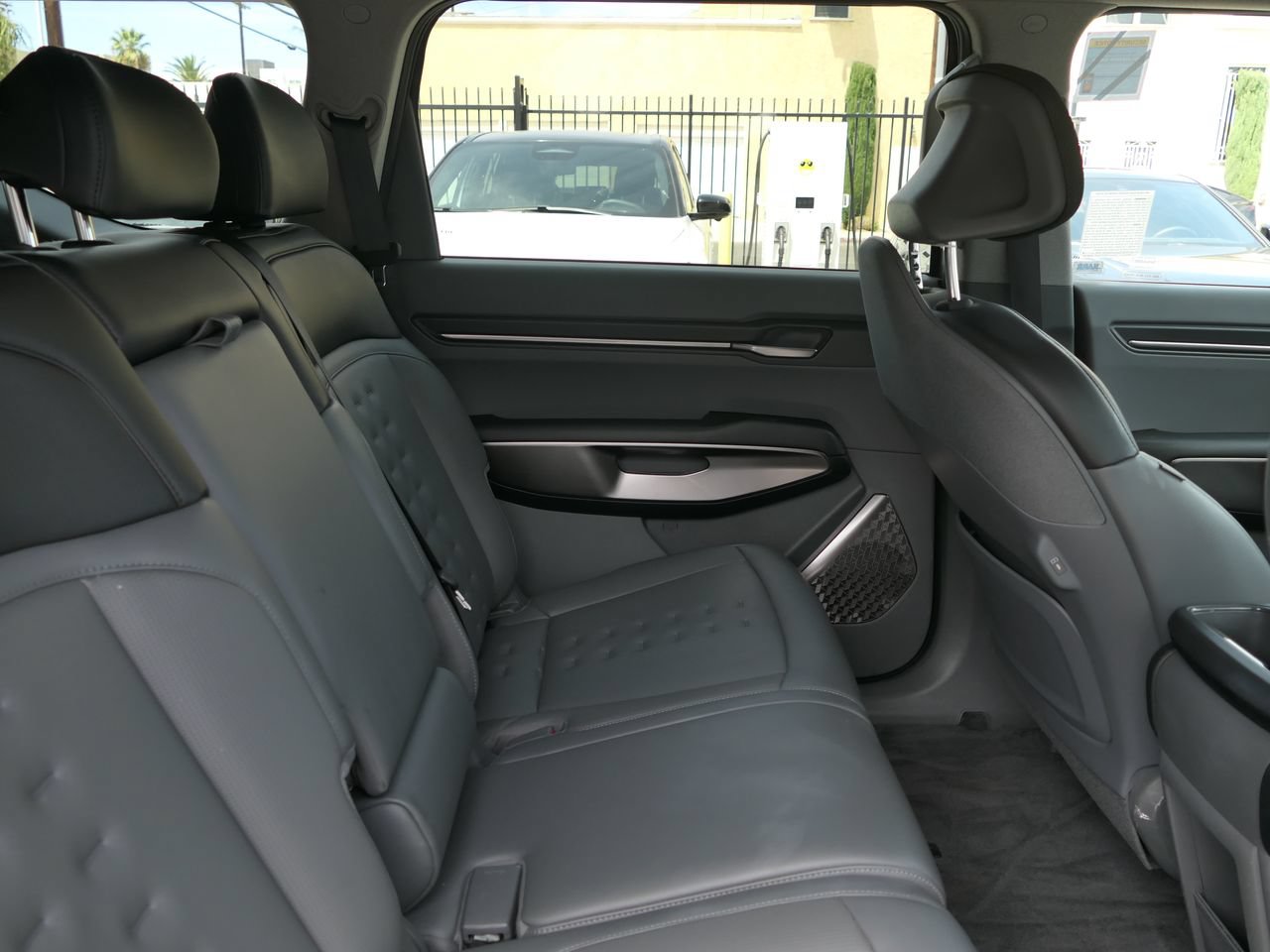 Certified 2024 Kia EV9 Wind AWD/4WD image 23