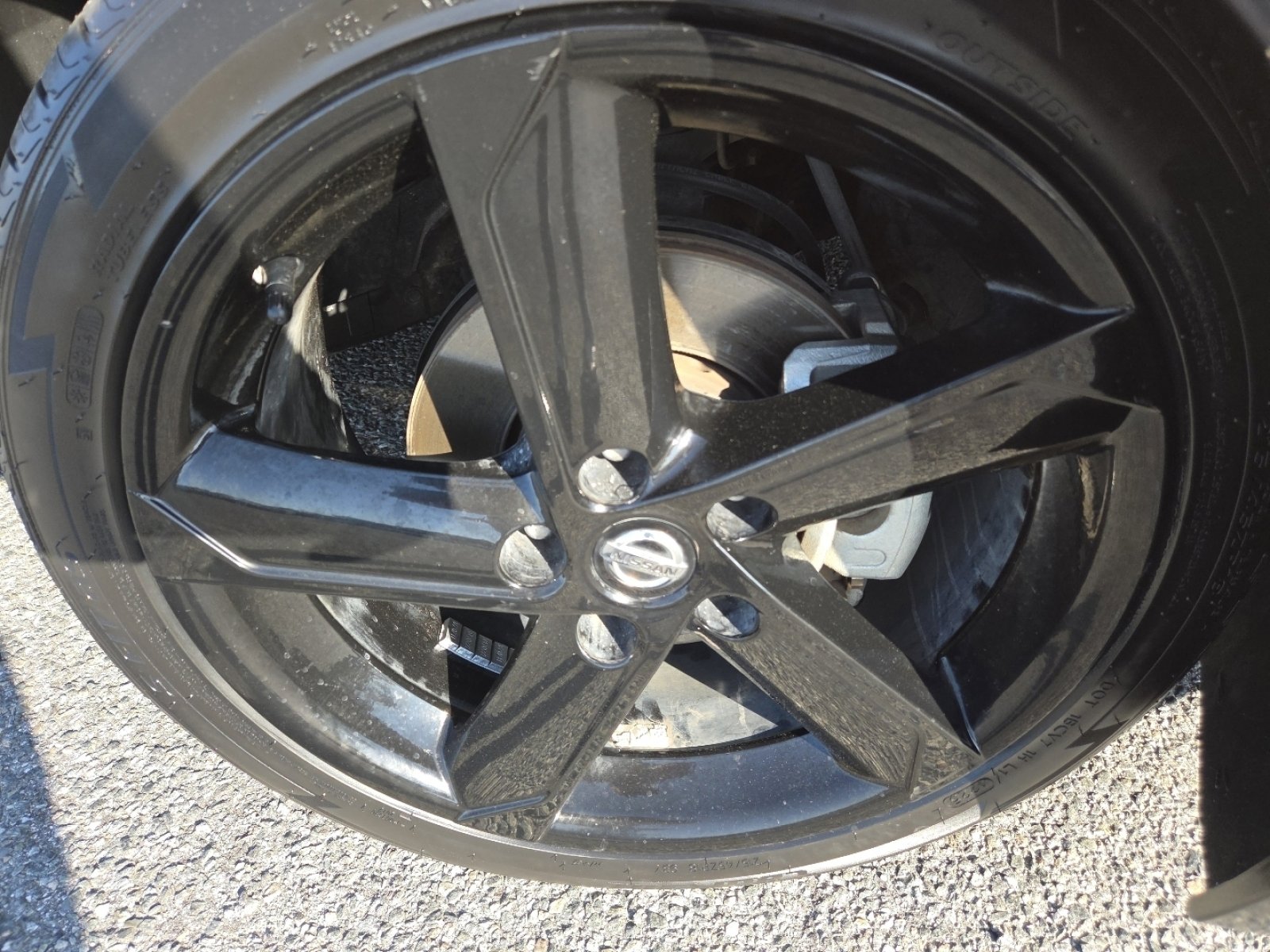 Used 2023 Nissan Sentra SR w/ Midnight Edition Package image 10