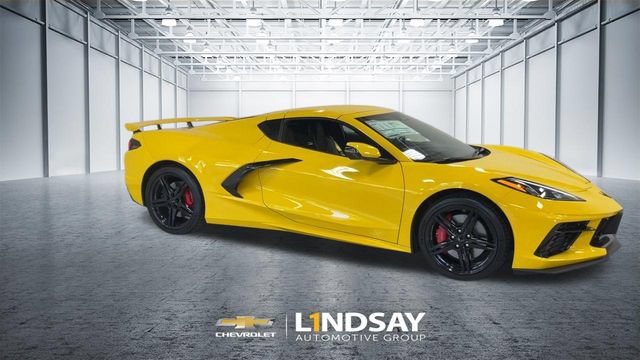 New 2026 Chevrolet Corvette Stingray Coupe w/ Z51 Performance Package RWD image 3