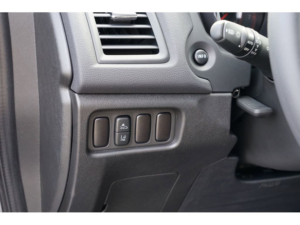 Used 2025 Mitsubishi Outlander Sport ES image 17