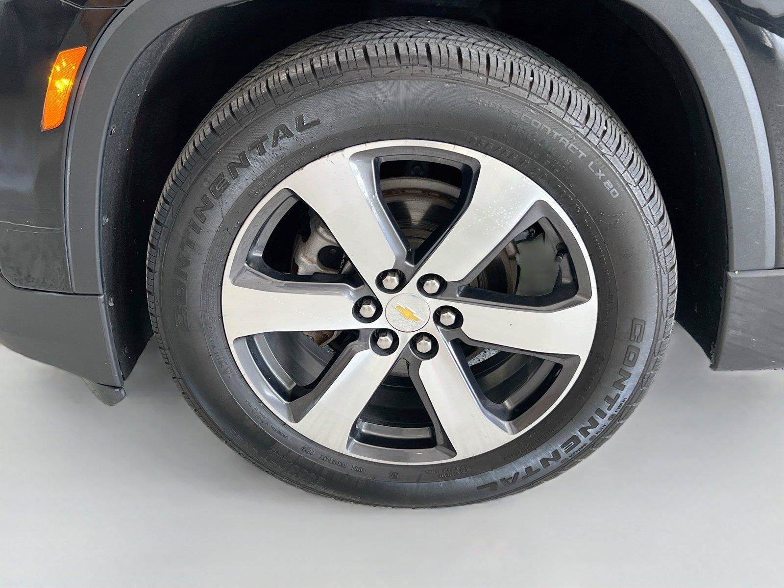 Used 2023 Chevrolet Traverse LT w/ LT Premium Package AWD/4WD image 31