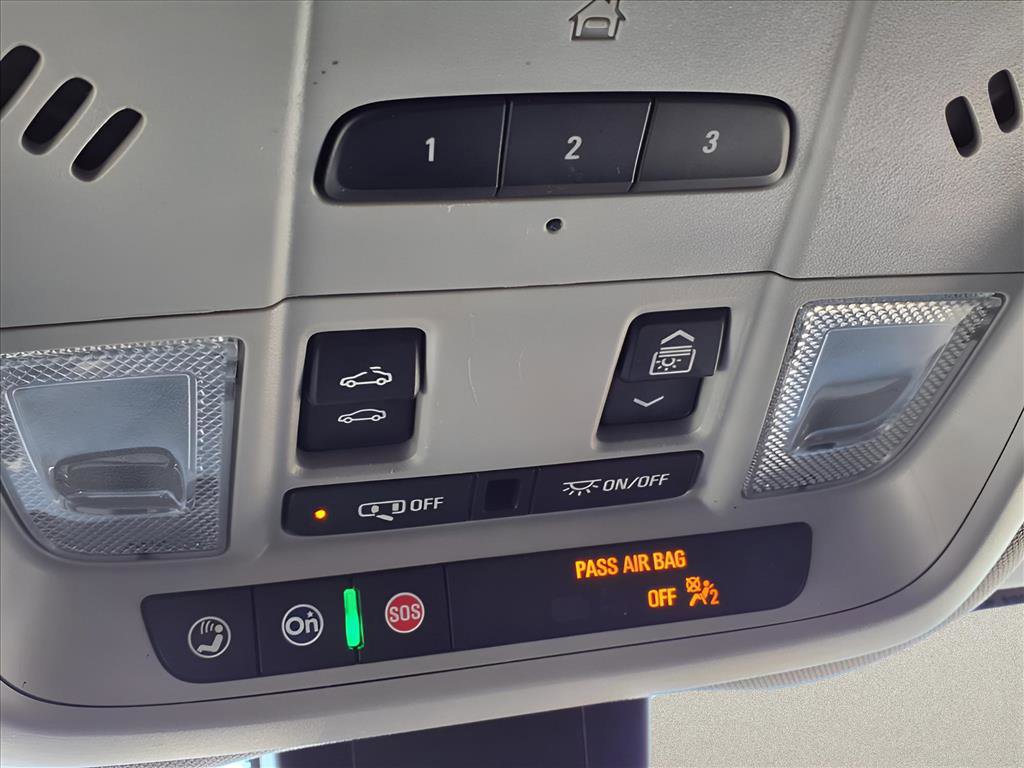 Used 2022 Chevrolet Equinox Premier image 20