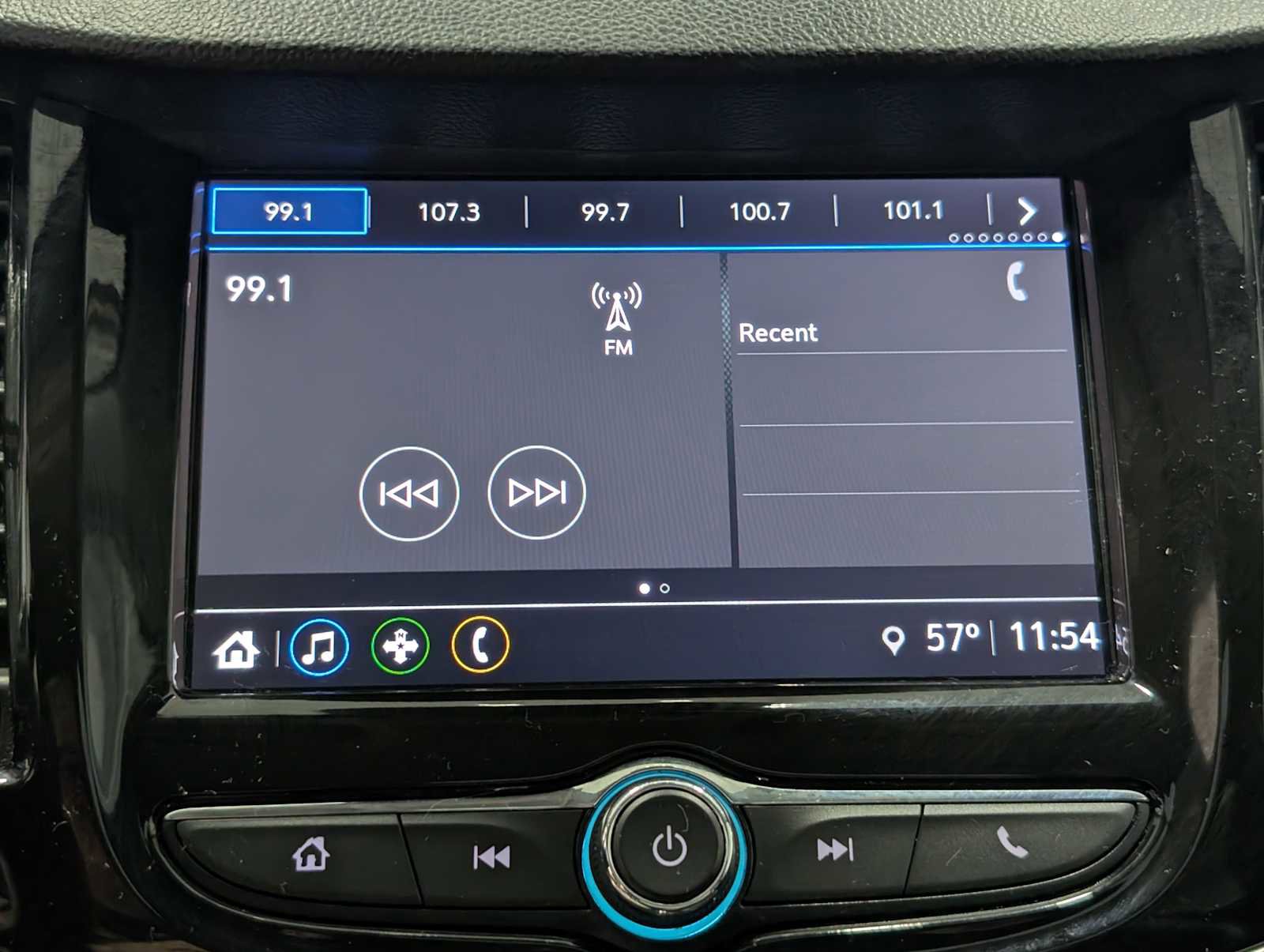Used 2018 Chevrolet Trax LT w/ LT Convenience Package AWD/4WD image 24