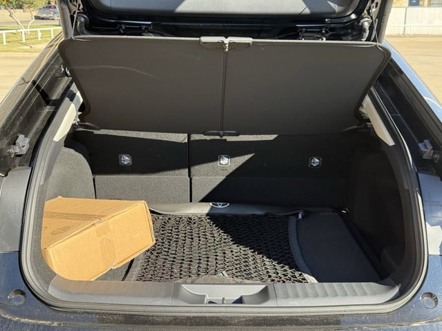 New 2026 Toyota Prius Plug-In Hybrid image 32