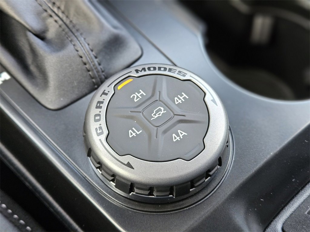 New 2025 Ford Bronco Badlands image 23