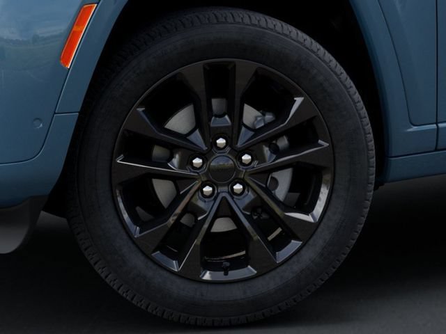 New 2026 Jeep Grand Cherokee Limited AWD/4WD image 8