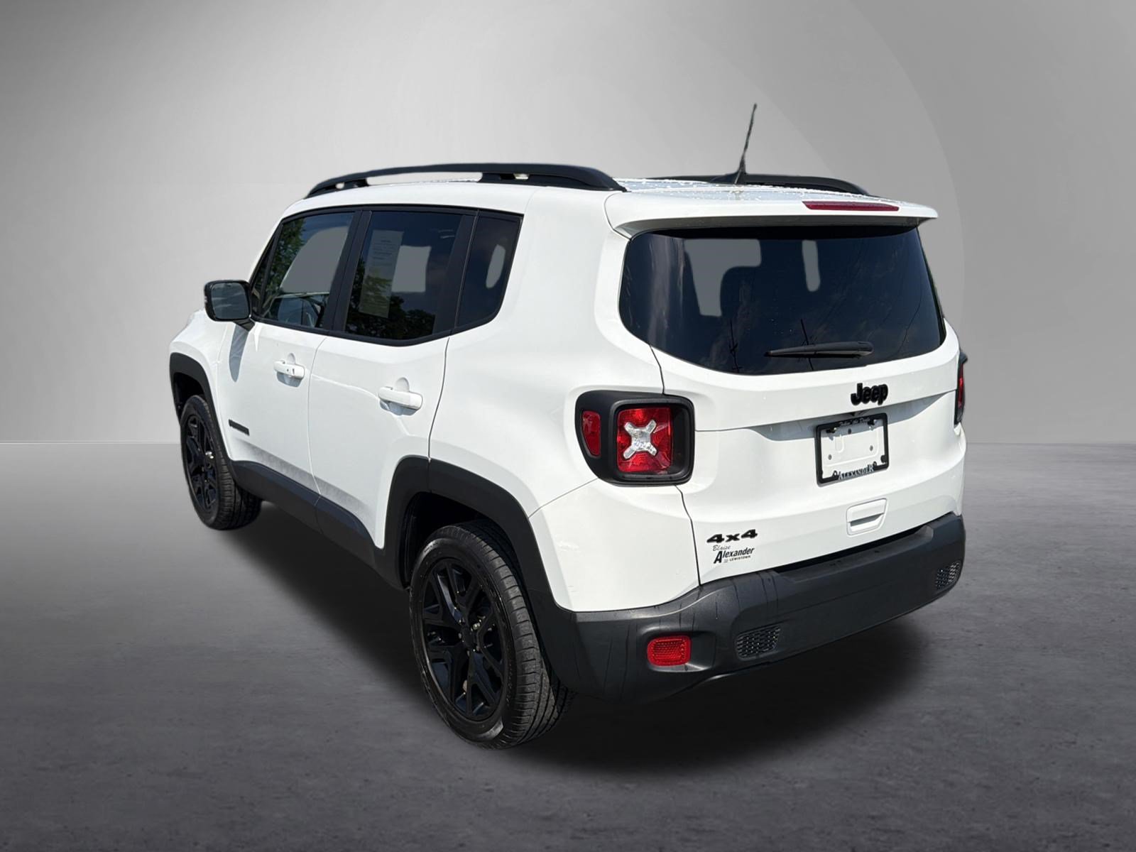 Used 2023 Jeep Renegade Altitude w/ Convenience Group I AWD/4WD image 6