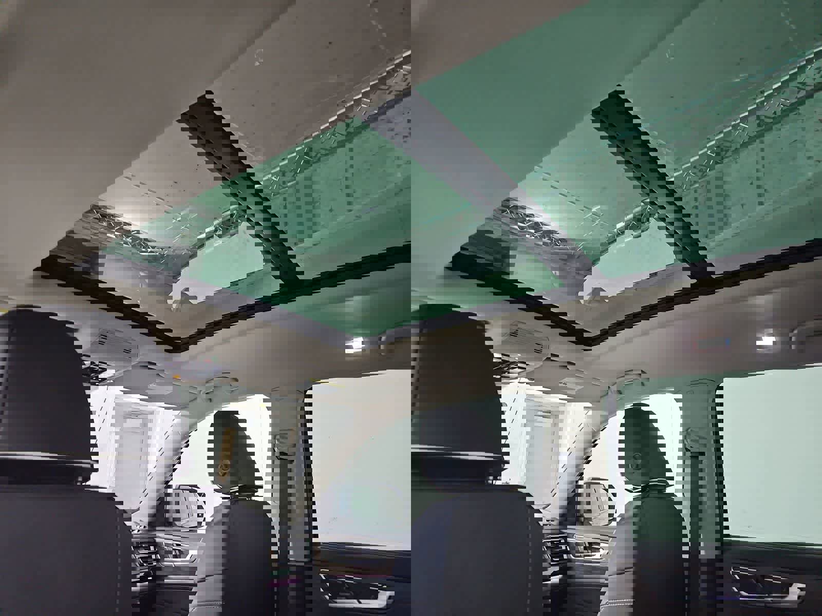 New 2026 Volkswagen Atlas SEL Premium R-Line image 22