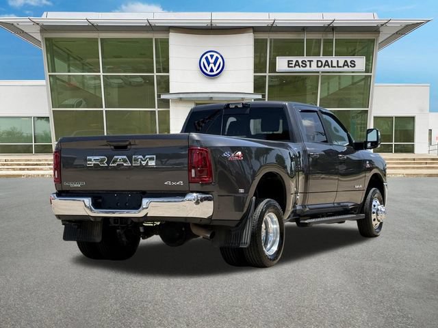 Used 2025 RAM 3500 Laramie AWD/4WD image 3