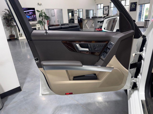 Used 2015 Mercedes-Benz GLK 350 2WD image 49