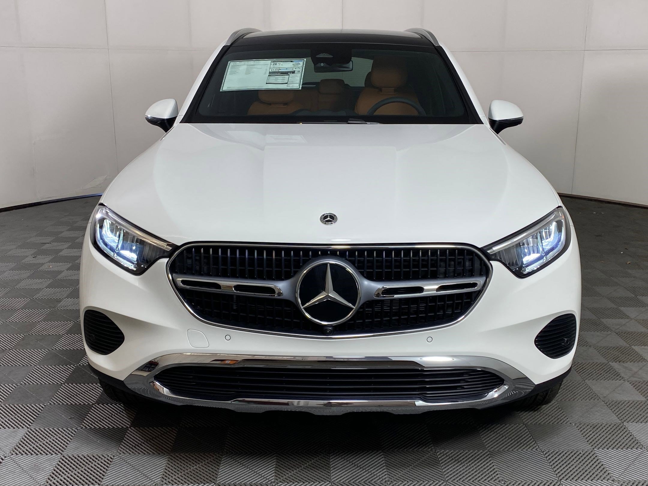 Used 2026 Mercedes-Benz GLC 300 4MATIC image 5