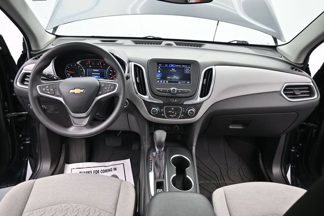Used 2022 Chevrolet Equinox LS w/ LS Convenience Package FWD image 22