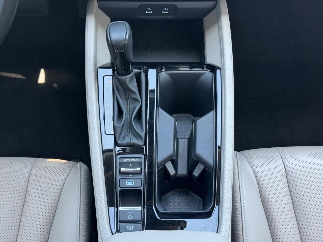 Used 2023 Honda Accord EX-L image 16