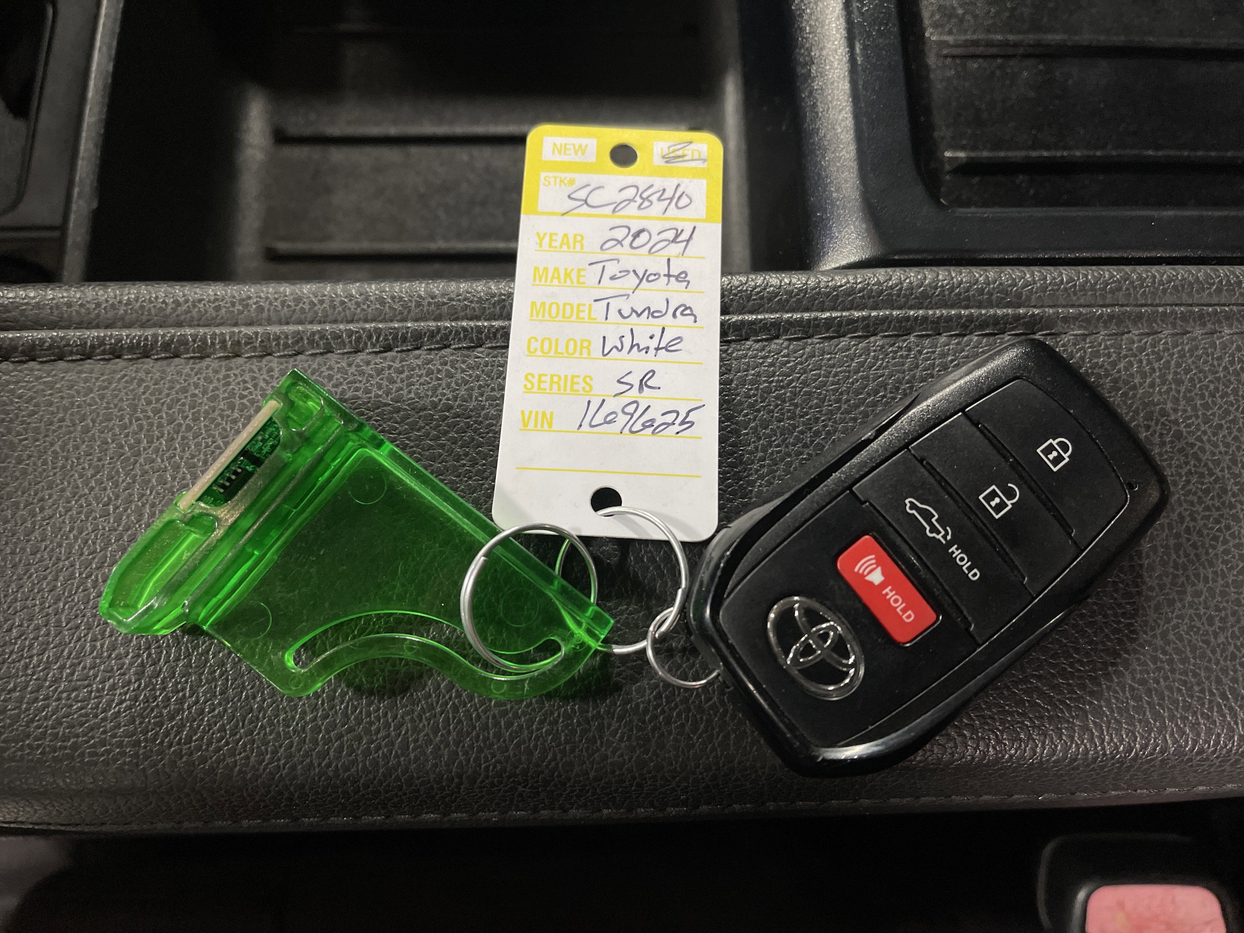 Used 2024 Toyota Tundra SR w/ SR Tow Package image 25