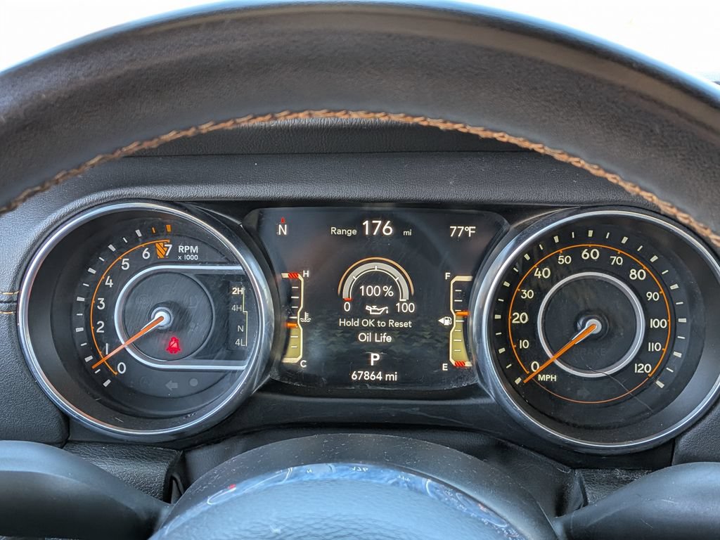 Used 2023 Jeep Gladiator Overland AWD/4WD image 34