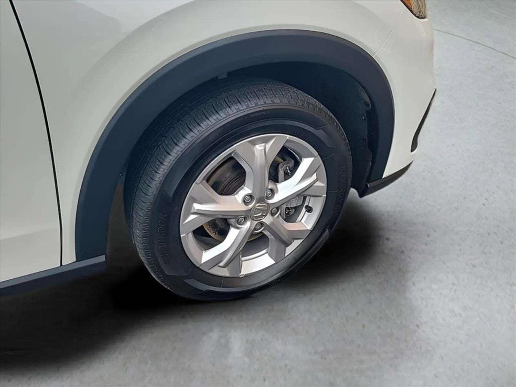 Used 2023 Honda HR-V LX image 27