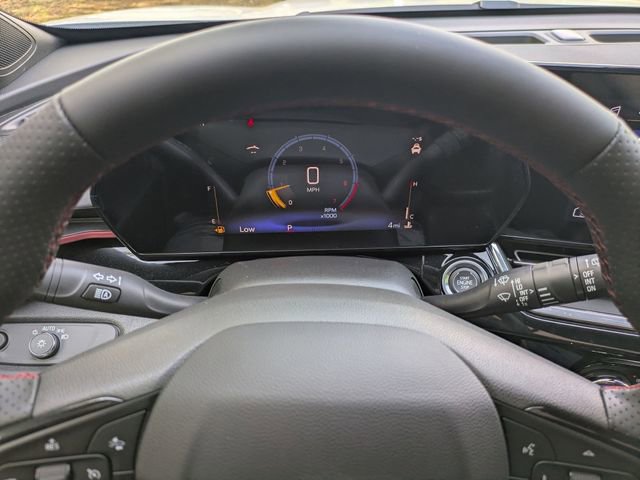 New 2026 Chevrolet Trax RS w/ Sunroof Package FWD image 16